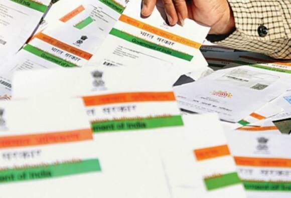 Government extends deadline for filing ITR, linking Aadhaar to PAN