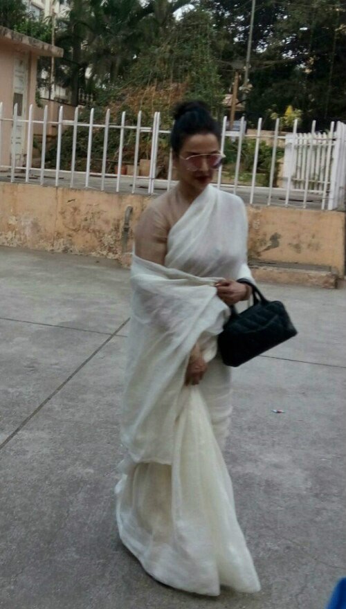 REKHA-vote -zoom 222