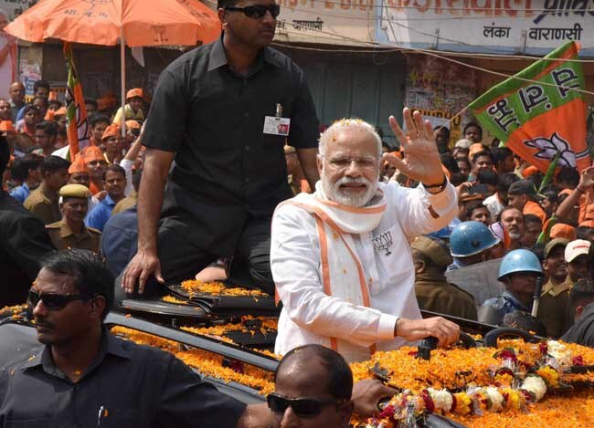चुनावी दंगल में क्यों लग रहें हैं मोदी-मोदी के नारे?