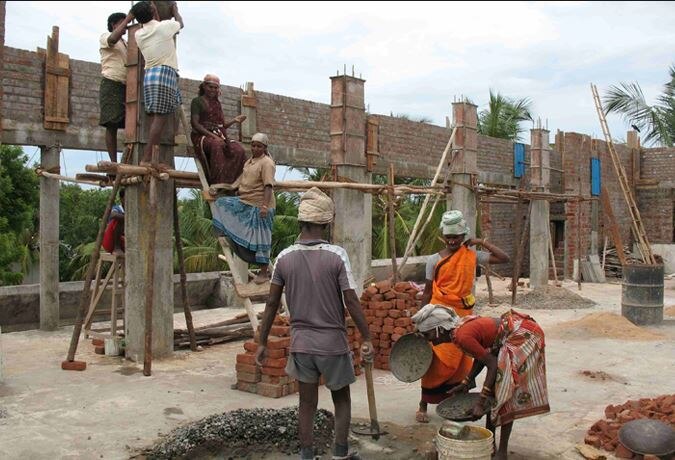 संघर्ष के अग्निपथ पर ‘मजदूर दिवस’ की विरासत ही ले जाएगी!
