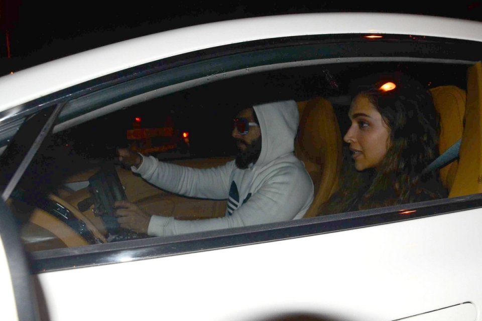 PICS : बर्थडे पर रणवीर-दीपिका की PICS : Ranveer Singh and Deepika Snapped on his BIrthday
