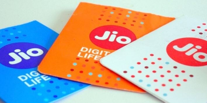 Jio जल्द लॉन्च करने वाला है 500 रुपये वाला 4G VoLTE फीचर, जानें इससे जुड़ी बड़ी बातें Reliance Jio set to announce Rs 500 phone: 8 things to know