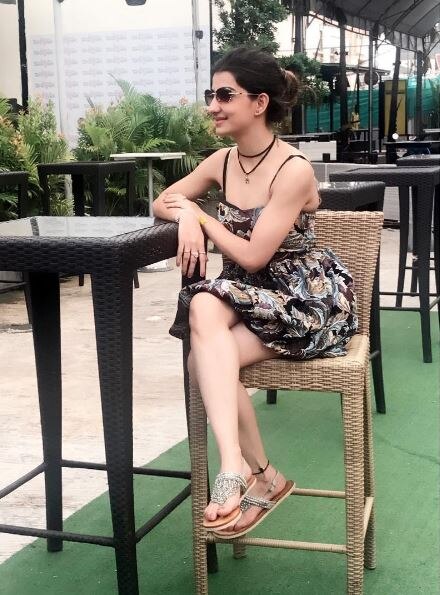 थाईलैंड में बीच किनारे जमकर मस्ती कर रही हैं ‘Saath Nibhana Saathiya’ actress Lovey Sasan is on a vacation in Thailand