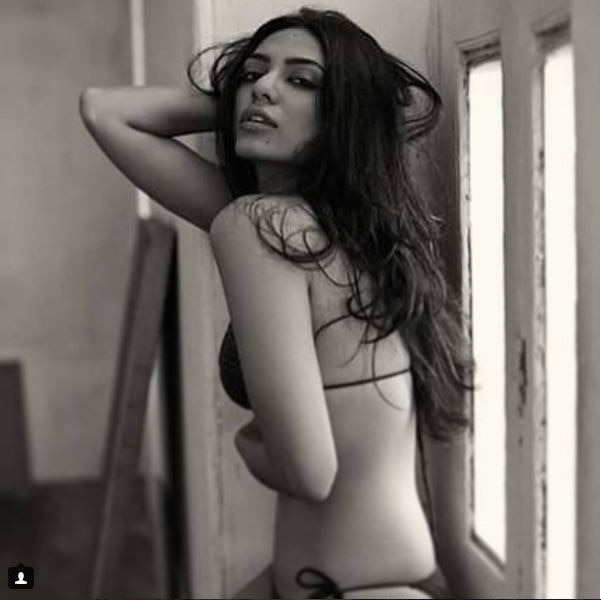 कालाकांडी की अदाकारा शोभिता ने इंस्टा पर पोस्ट की बेहद बोल्ड तस्वीर See the latest pictures of sobhita dhulipala