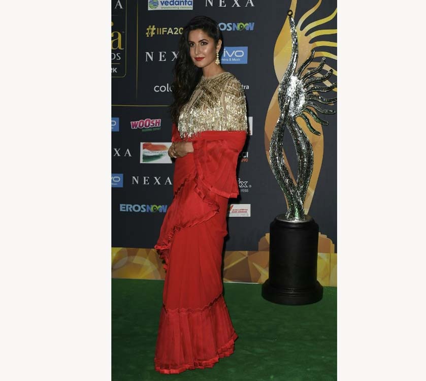 कैटरीना से लेकर हुमा कुरैशी तक, यहां है IIFA में Worst ड्रेस पहनने वाली अभिनेत्रियों की तस्वीरें IIFA Awards 2017 Worst Dressed photos
