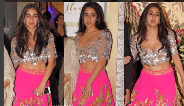 फैशन शो में सारा अली खान का ट्रेडिशनल अवतार देख उनपर टिक गईं सबकी निगाहें, देखें तस्वीरें Sara Ali Khan Made The Spotlight Follow Her Looking Like This. See Pics