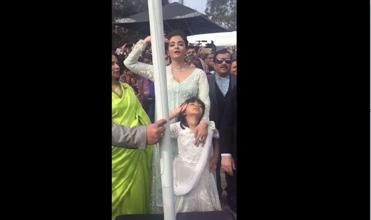 Aishwarya becomes 1st woman to raise Indian flag at IFFM 2017!
