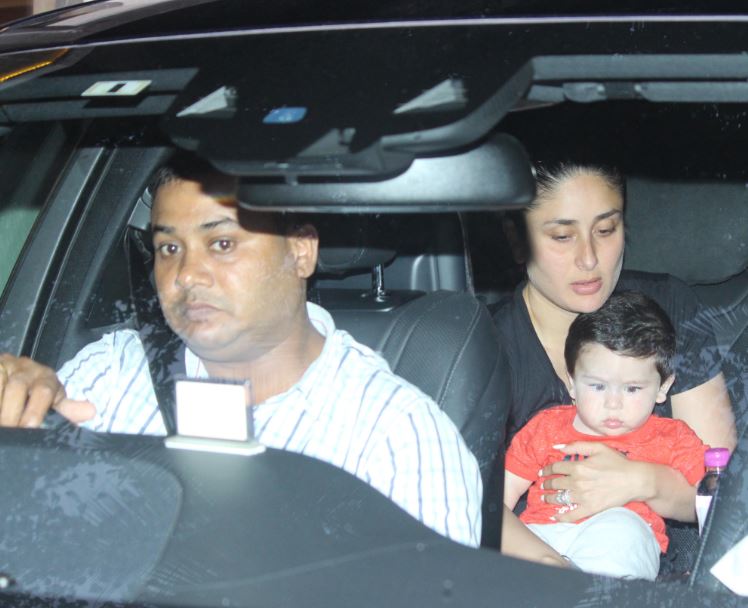 मम्मी करीना के साथ कैमरे में कैद हुए गोलू-मोलू तैमूर! Kareena Kapoor Khan snapped with baby boy Taimur as she visits mom Babita house in mumbai