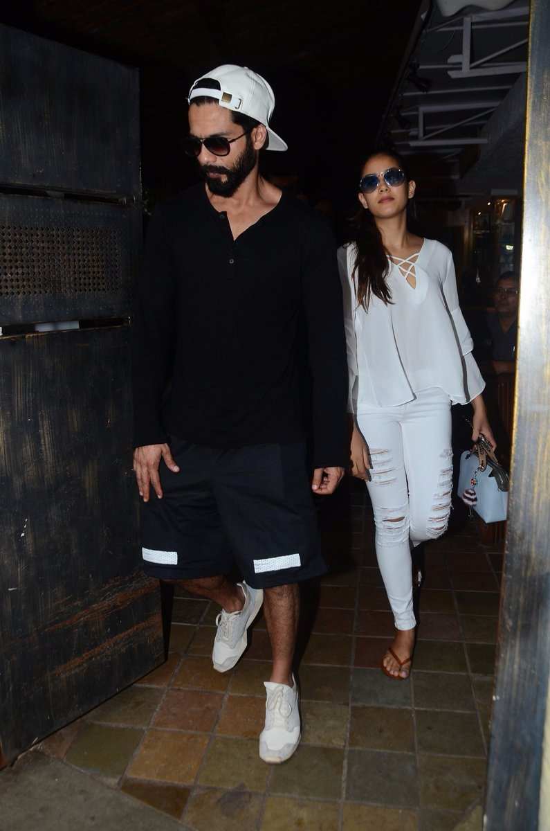 इंस्टाग्राम पर दिखा शाहिद और मीरा का रोमांटिक अंदाज see the latest pics of shahid kapoor and mira rajput