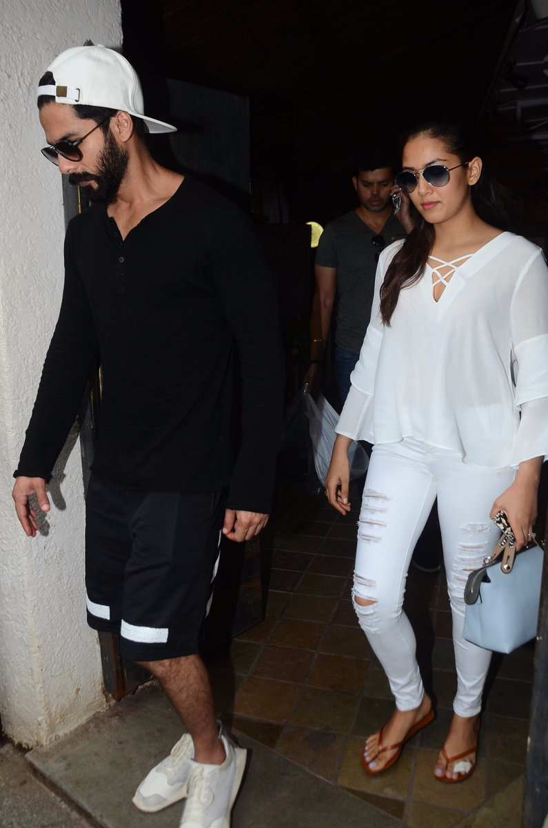 इंस्टाग्राम पर दिखा शाहिद और मीरा का रोमांटिक अंदाज see the latest pics of shahid kapoor and mira rajput