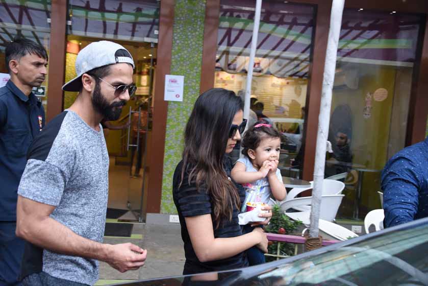 तस्वीरें- देखें किस तरह शाहिद कपूर ने Wife मीरा का बर्थडे बना दिया खास Shahid Kapoor’s wife Mira Rajput is celebrating her 23rd birthday today, See Pics