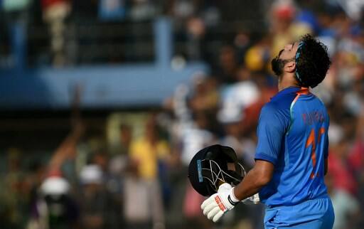 जानिए- किसने कहा- Door is not closed on Yuvraj Singh and Suresh Raina: Ravi Shastri