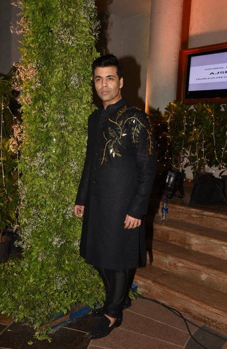 Photos: From Sonam Kapoor to Aishwarya Rai, this Bollywood star appeared in the reception last night. Photos: From Sonam Kapoor to Aishwarya Rai, this Bollywood star appeared in the reception last night.