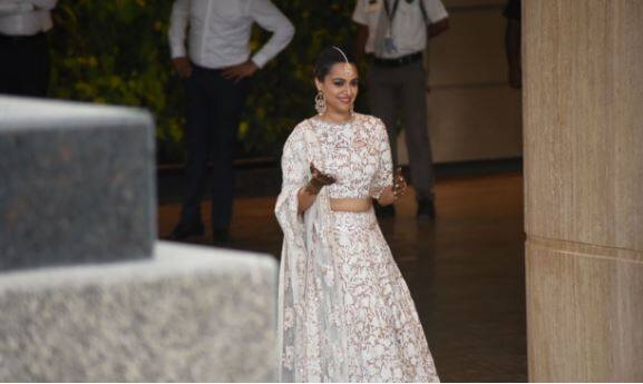 Look at Sonam's music by wearing Mehdi, Swara Bhaskar, pictures are very special, see