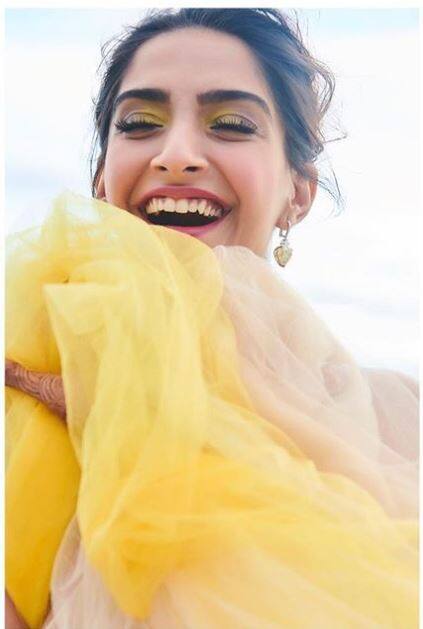 Cannes 2018: Sonam Kapoor did the second day with his style Impress, see photos