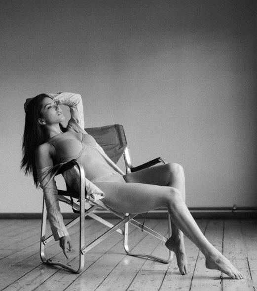 Sunny Leoni again made Hot Photoshoot in Lingerie, photos taken viral on the internet in the long run.