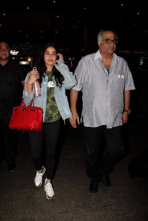 In Pics: Boney Kapoor, daughter-in-law Jahnavi Kapoor, reached the airport, embraced love