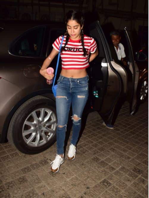 Jahnavi, sister Anshula also came to see the film with Papani Bonnie Kapoor