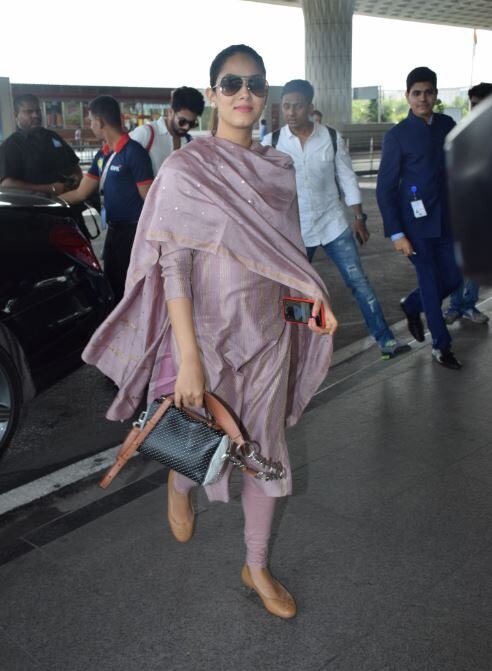 Mira Rajput, see photos with Shahid Kapoor in simple suit Mira Rajput, see photos with Shahid Kapoor in simple suit