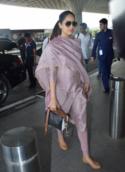 Mira Rajput, see photos with Shahid Kapoor in simple suit Mira Rajput, see photos with Shahid Kapoor in simple suit