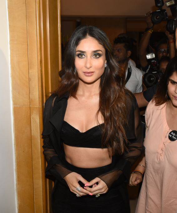 Kareena's bold look on the music launch of 'Veerre The Wedding', see photos