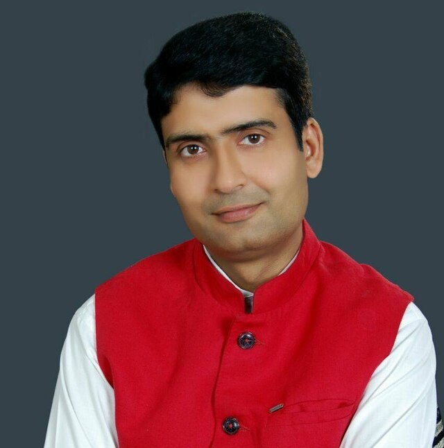 अनोखा विरोध: कांग्रेस एमएलसी ने बैलगाड़ी के लिए मांगा वाहन पास