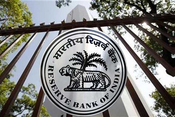 RBI की एमपीसी के फैसलों पर दिखेगा ईंधन कीमतों का असर