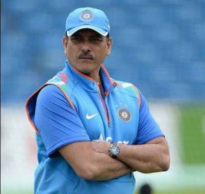 বছরে সাত কোটি টাকারও বেশি বেতন হতে পারে শাস্ত্রীর!