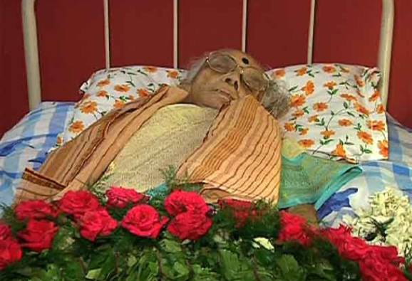 প্রয়াত বর্ষীয়াণ অভিনেত্রী শোভা সেন