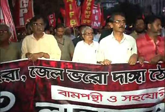 গন্তব্যের আগেই আটকে গেল বামেদের লালবাজার মিছিল, যানজটে দুর্ভোগ নিত্যযাত্রীদের