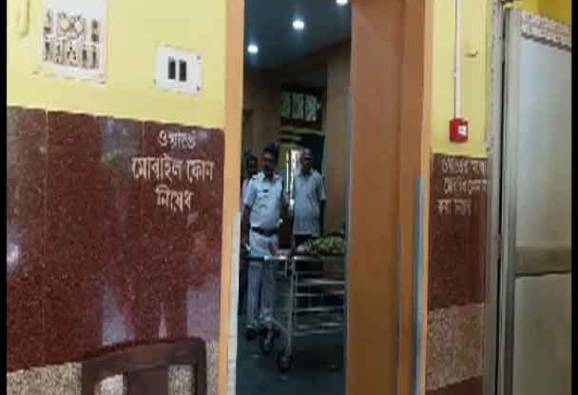 যাদবপুরে একই পরিবারের ৩ জনের আত্মহত্যার চেষ্টা, মৃত ১, কেন এই পদক্ষেপ খতিয়ে দেখছে পুলিশ