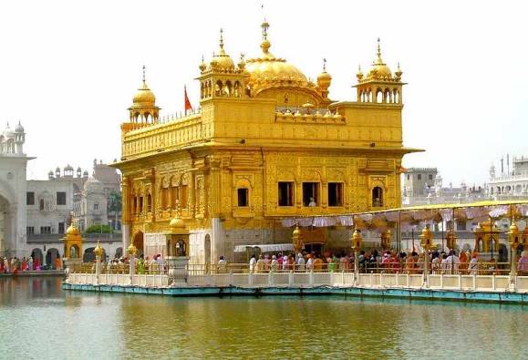 ਗੁਰੂ ਨਗਰੀ 'ਚ ਗੁਰਿਆਈ ਦਿਹਾੜੇ ਦੀਆਂ ਰੌਣਕਾਂ
