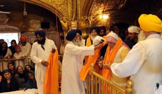 ਸਿਰਫ ਕੱਪੜੇ ਦਾ ਟੁਕੜਾ ਨਹੀਂ 'ਸਿਰੋਪਾਉ'