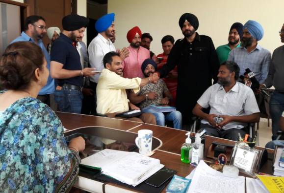 ਕੰਪਨੀ ਬਾਗ 'ਚ ਛਣਕੇ ਸਿੱਧੂ ਦੇ ਛੈਣੇ