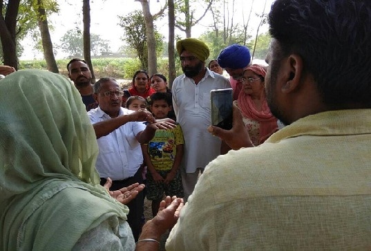 ਮੀਂਹ ਪਾਉਣ ਵਾਲਾ ਰੁੱਖ ਵੇਖ ਲੋਕ ਹੋਏ ਕਮਲੇ, ਮਗਰੋਂ ਪਤਾ ਲੱਗਾ ਟਿੱਡਿਆਂ ਦਾ ਪੇਸ਼ਾਬ