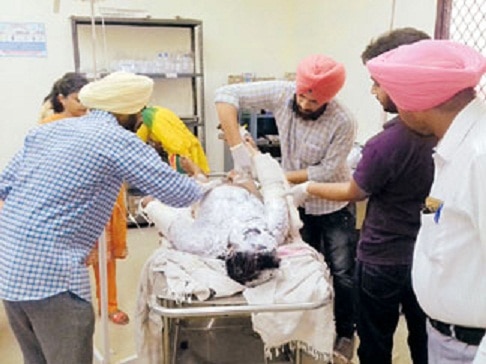 ਕਰਜ਼ੇ ਤੋਂ ਦੁਖੀ ਕਿਸਾਨ ਨੇ ਖੁਦ ਨੂੰ ਲਾਈ ਅੱਗ