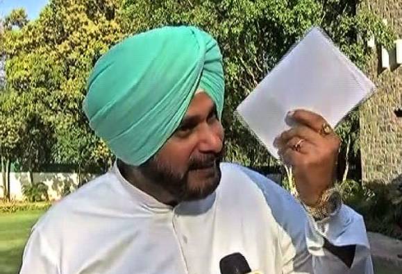 ਭੂ-ਮਾਫ਼ੀਆ ਨੂੰ ਨੱਥ ਪਾਉਣ ਲਈ ਨਵਜੋਤ ਸਿੱਧੂ ਨੇ ਕੈਪਟਨ 'ਤੇ ਛੱਡੀਆਂ ਡੋਰਾਂ