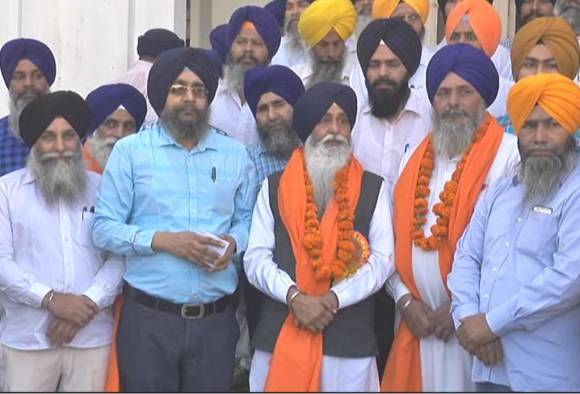 717 ਸਿੱਖ ਸ਼ਰਧਾਲੂਆਂ ਦਾ ਜਥਾ ਪਾਕਿਸਤਾਨ ਰਵਾਨਾ