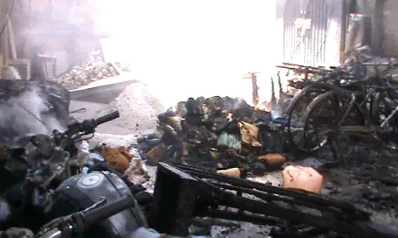 2-Fire-in-Ludhiana-Sofa-Factory-burnt-and-in-Roopnagar-slums-burnt