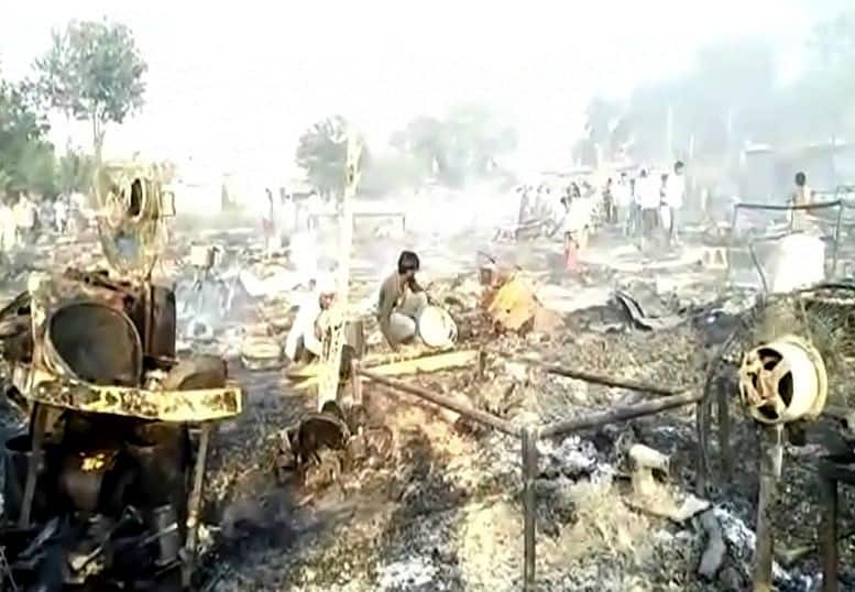 7-Fire-in-Ludhiana-Sofa-Factory-burnt-and-in-Roopnagar-slums-burnt