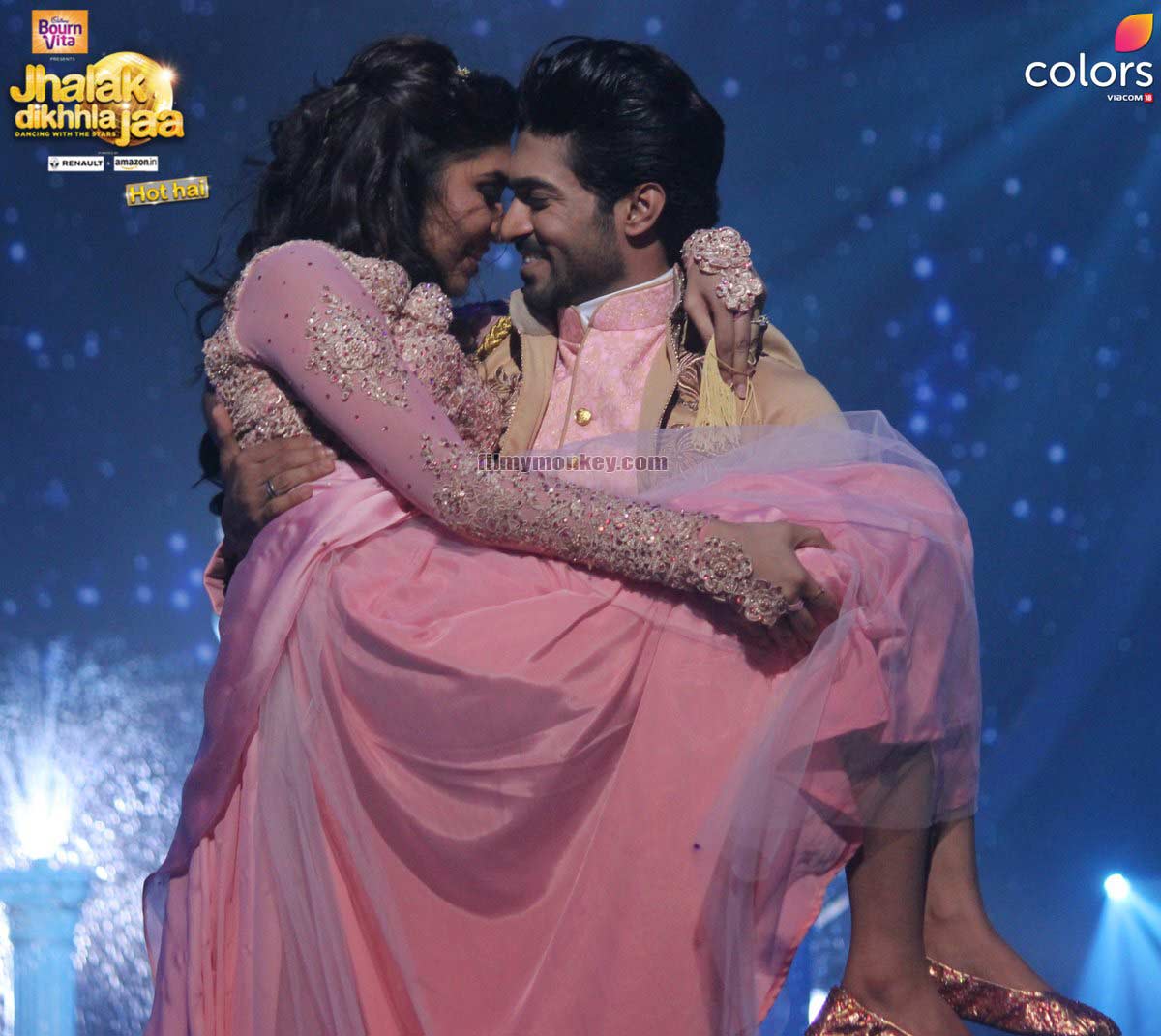 surveen chawla family families of jhalak dikhhla jaa 9 celebs arjun bijlani surveen chawla family families of jhalak dikhhla jaa 9 celebs arjun bijlani