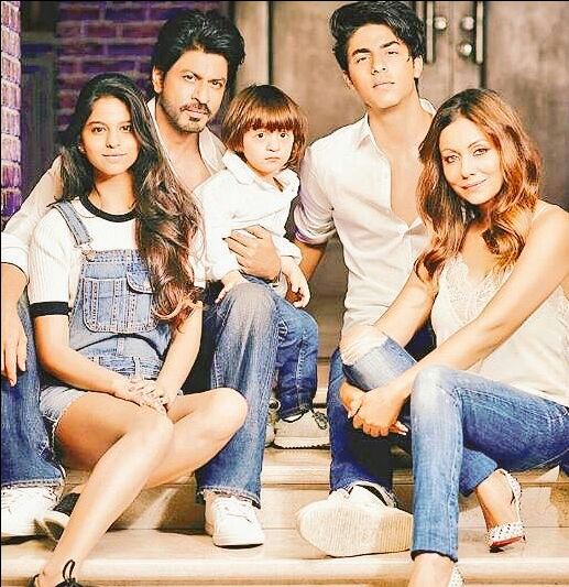 NEW PICS! SRK-Gauri khan family photoshoot for a book with Abram, Aryan