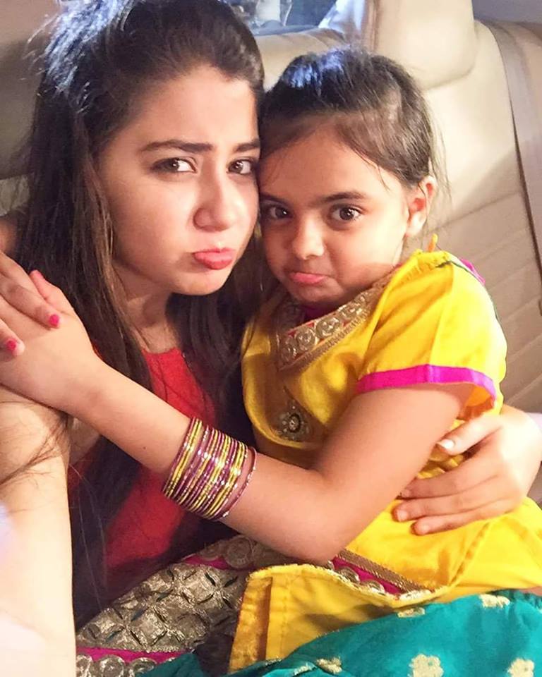pihu-ruhi-sister