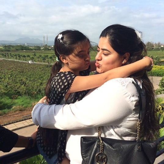 Ruhaanika Dhawan aka 'Ruhi' with her mother Dolly Dhawan