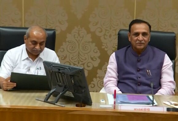 રૂપાણી સરકારે કરી મંત્રીઓને ખાતાની ફાળવણી, જાણો કયા મંત્રીને મળ્યું કયું ખાતું ?