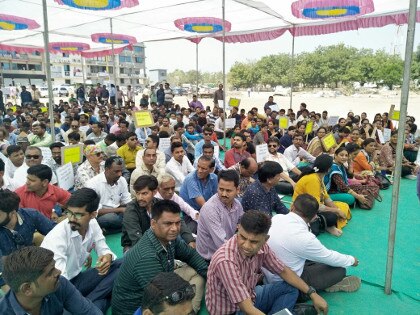 ગાંધીનગરઃ RNTCP કર્મચારીઓએ વિવિધ માંગણીઓ સાથે યોજી રેલી