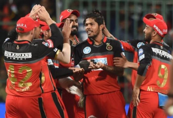 RCB vs KXIP પંજાબ સામે બેંગલૂરૂની 4 વિકેટે જીત, ડિવિલિયર્સના 57 રન