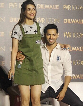 Varun And Kriti Become 'Mastizaade' At The Launch Of 'Dilwale' Song, 'Manma Emotion Jage'