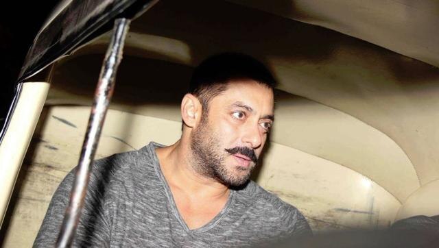 Salman 'enjoys auto rickshaw ride