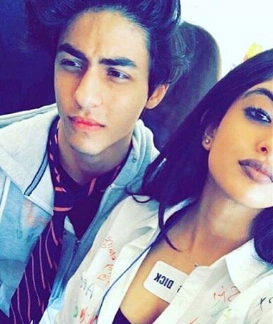 Navya Nanda's SELFIE With Aryan Khan Is Going VIRAL